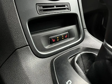 Ford Fiesta, 2016г., передний привод, робот