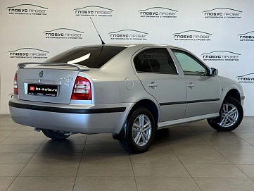 Skoda Octavia, 2008г., передний привод, механика