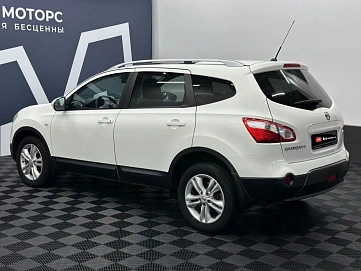 Nissan Qashqai+2, 2011г., полный привод, вариатор