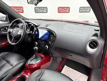 Nissan Juke, 2012г., передний привод, вариатор