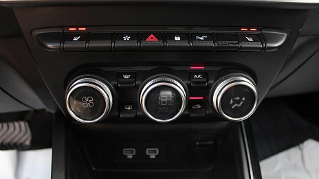Renault Arkana, 2019г., передний привод, механика