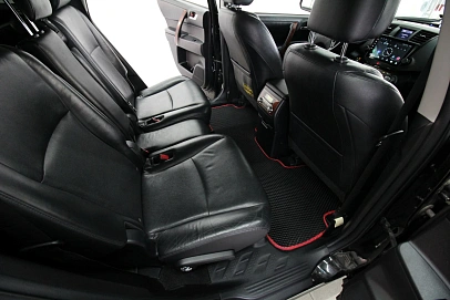 Toyota Highlander, 2011г., полный привод, автомат