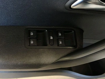 Volkswagen Polo, 2018г., передний привод, механика