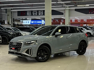 Audi Q2, 2022г., передний привод, робот