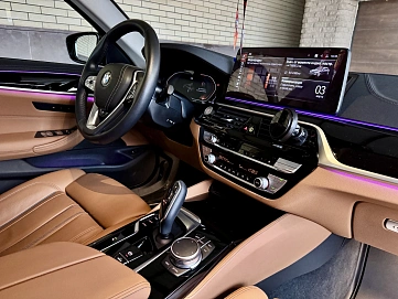 BMW 5 серии, 2021г., задний привод, автомат