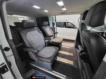 Volkswagen Multivan, 2022г., передний привод, робот