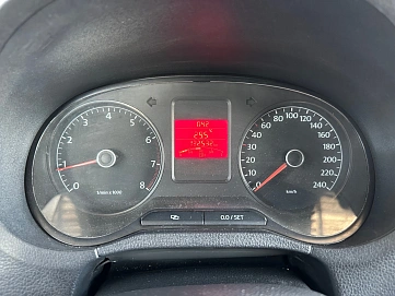 Volkswagen Polo, 2012г., передний привод, механика
