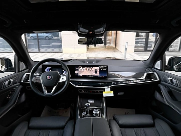 Alpina XB7, 2025г., полный привод, автомат