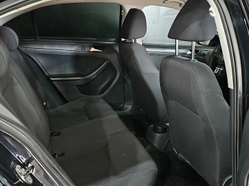 Volkswagen Jetta, 2013г., передний привод, автомат