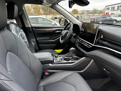 Toyota Highlander, 2026г, полный привод, автомат