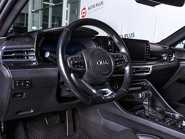 Kia K5, 2021г., передний привод, автомат
