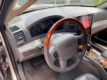 Jeep Grand Cherokee, 2006г., полный привод, автомат