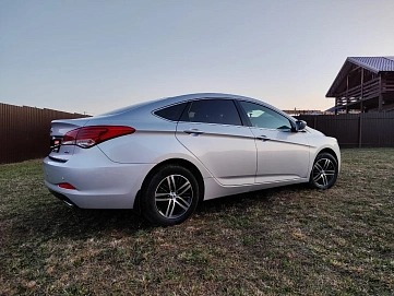 Hyundai i40, 2015г, передний привод, автомат