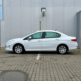 Peugeot 408, 2014г., передний привод, автомат