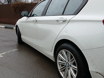 BMW 1 серии, 2013г, задний привод, автомат