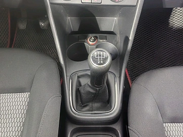 Volkswagen Polo, 2011г., передний привод, механика
