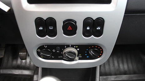 Renault Logan, 2011г., передний привод, механика