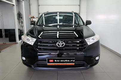 Toyota Highlander, 2011г., полный привод, автомат
