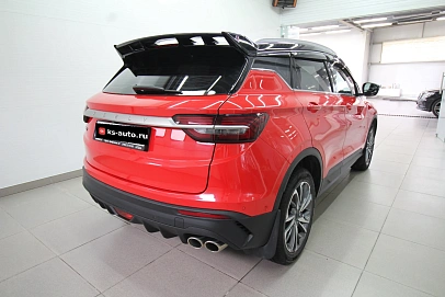 Geely Coolray, 2022г., передний привод, робот