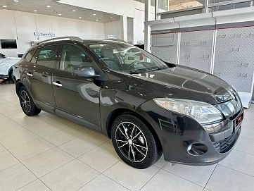 Renault Megane, 2010г., передний привод, механика