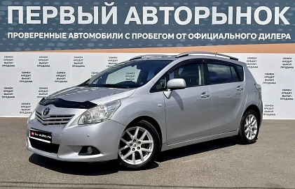 Toyota Verso, 2011г., передний привод, вариатор