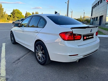 BMW 3 серии, 2013г., задний привод, автомат