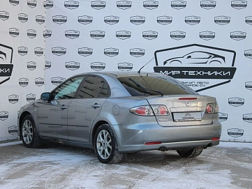 Mazda 6, 2006г., передний привод, механика