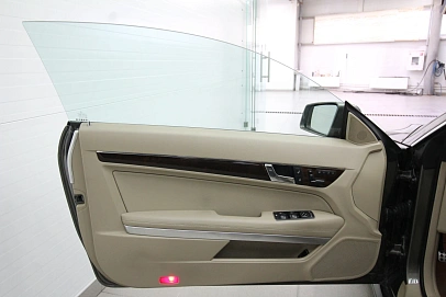 Mercedes-Benz E-Класс, 2012г., задний привод, автомат