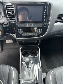 Mitsubishi Outlander, 2022г., передний привод, вариатор