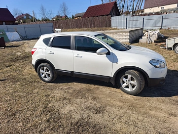 Nissan Qashqai, 2012г., передний привод, вариатор