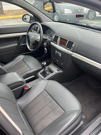 Opel Vectra, 2007г., передний привод, механика