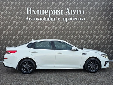 Kia Optima, 2020г., передний привод, автомат