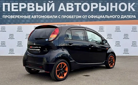 Mitsubishi i, 2010г., задний привод, автомат