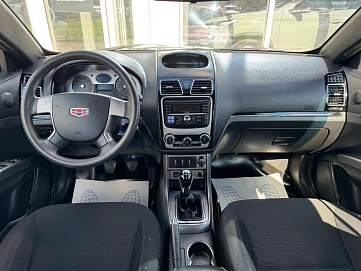 Geely Emgrand EC7, 2013г., передний привод, механика