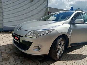 Renault Megane, 2011г., передний привод, механика