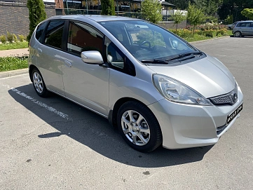 Honda Jazz, 2011г., передний привод, механика