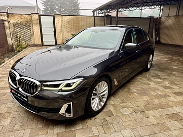 BMW 5 серии, 2021г., задний привод, автомат