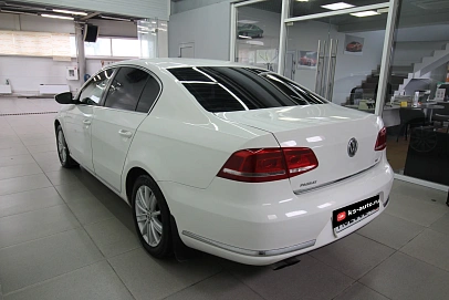 Volkswagen Passat, 2011г., передний привод, робот