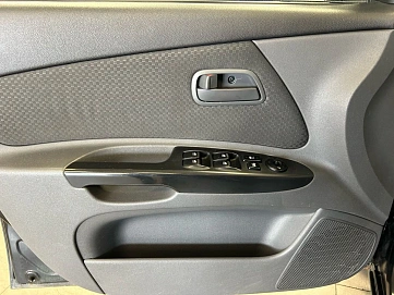 Kia Rio, 2010г., передний привод, механика