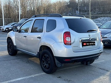 Renault Duster, 2013г, полный привод, механика