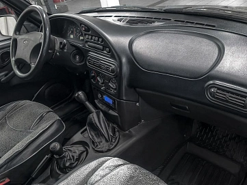 Chevrolet Niva, 2008г., полный привод, механика