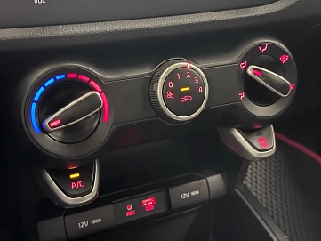 Kia Rio, 2017г., передний привод, автомат