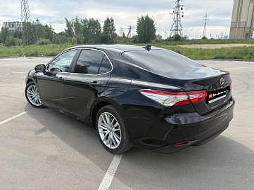 Toyota Camry, 2020г., передний привод, автомат