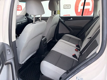 Volkswagen Tiguan, 2010г., передний привод, механика