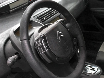 Citroen C4, 2007г., передний привод, автомат