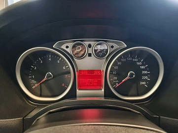 Ford Focus, 2008г., передний привод, механика