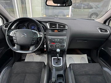Citroen C4, 2012г, передний привод, автомат