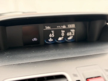 Subaru Forester, 2015г., передний привод, вариатор