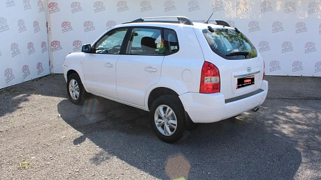 Hyundai Tucson, 2008г., передний привод, механика