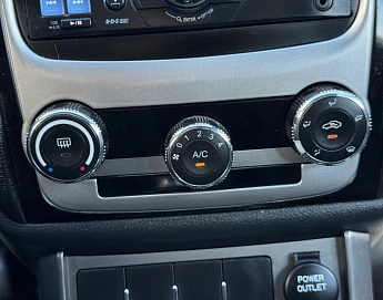 Geely Emgrand EC7, 2013г., передний привод, механика